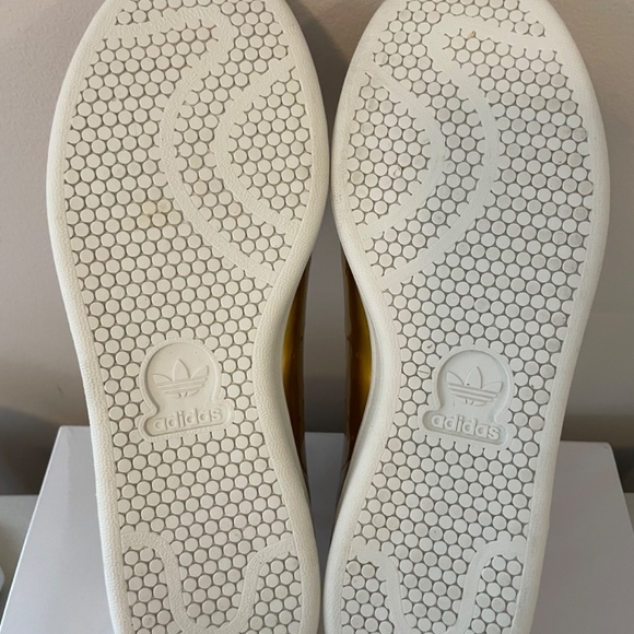 Stan Smith Sneakers - Gold - Brand New with Tags! - Picture 6 of 9